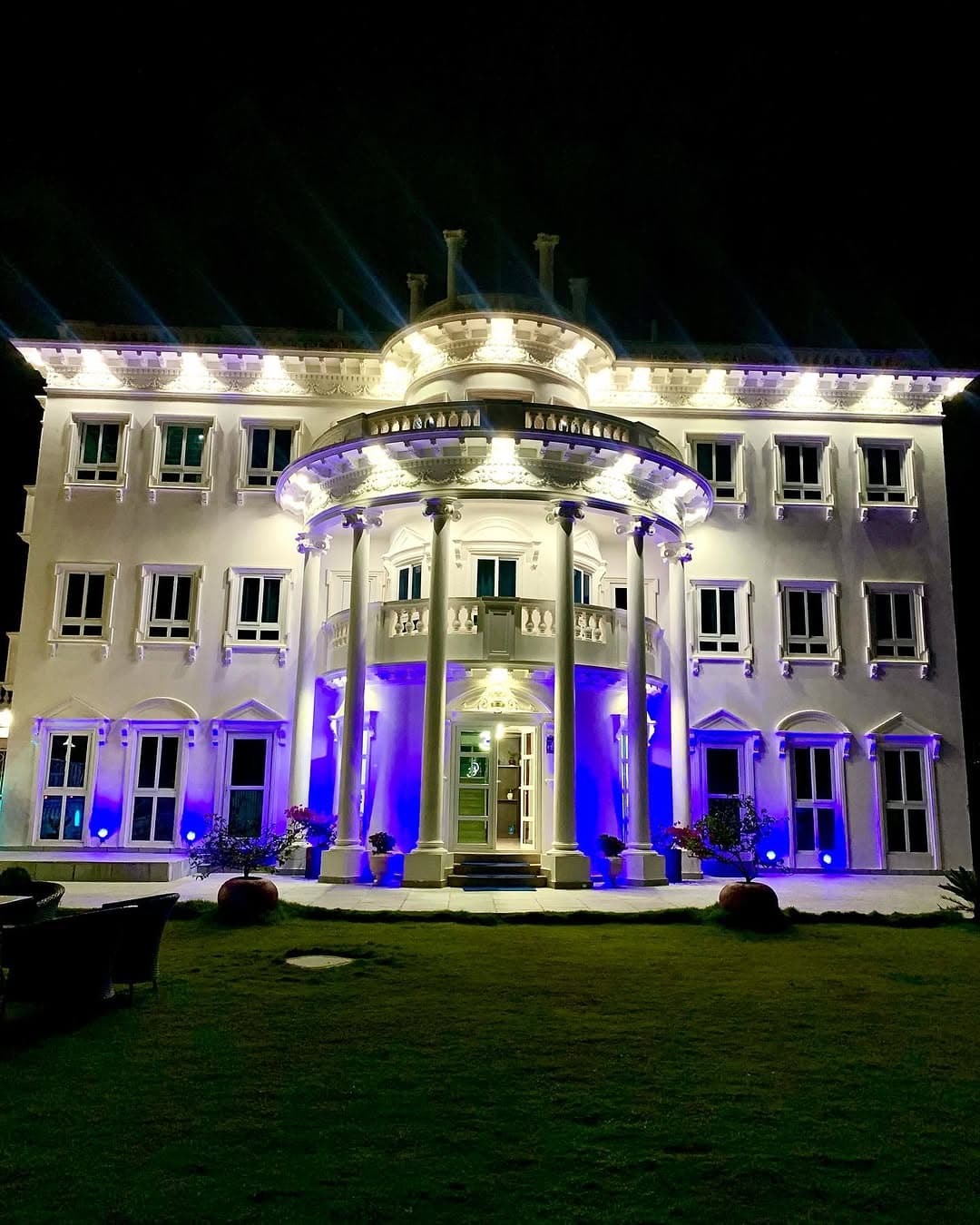 Dream Palace Gallery 7