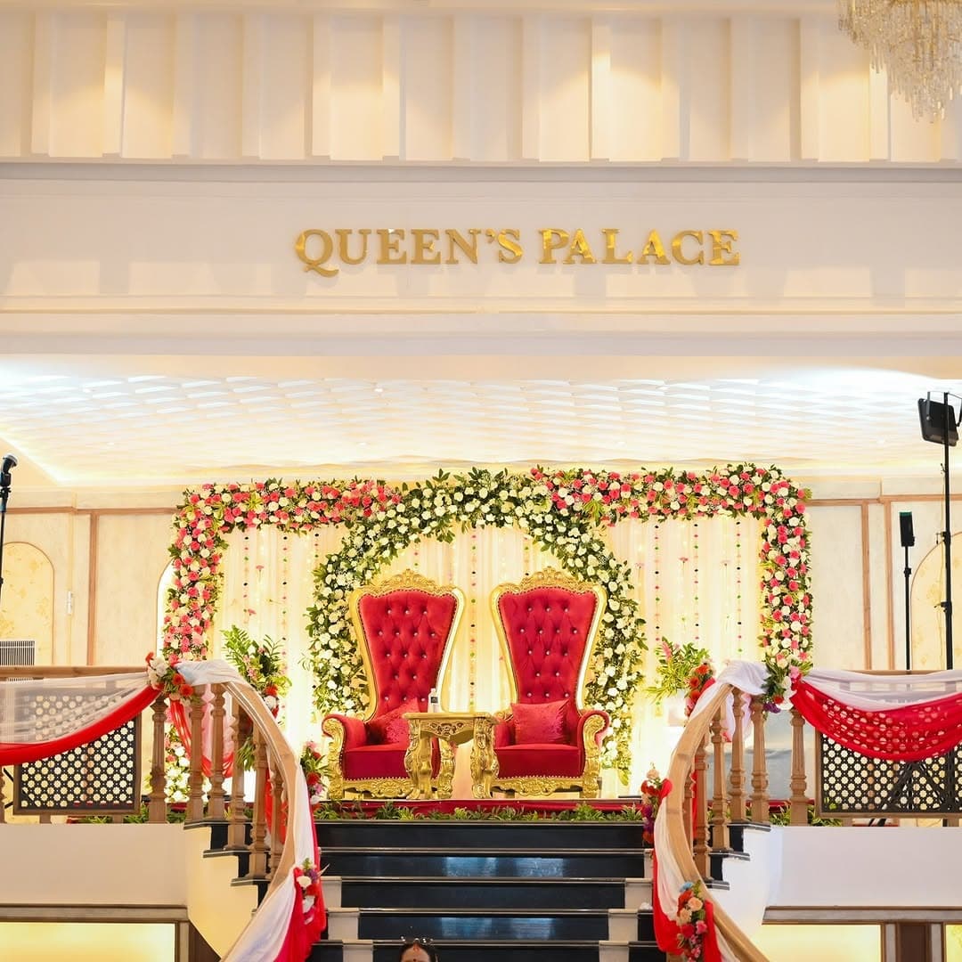 Queens Palace Gallery 6